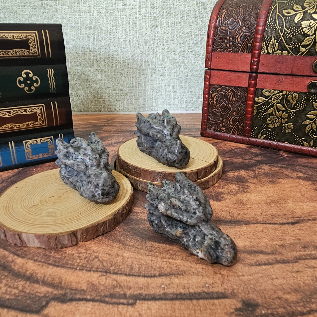 Yooperlite Dragon Head Carving