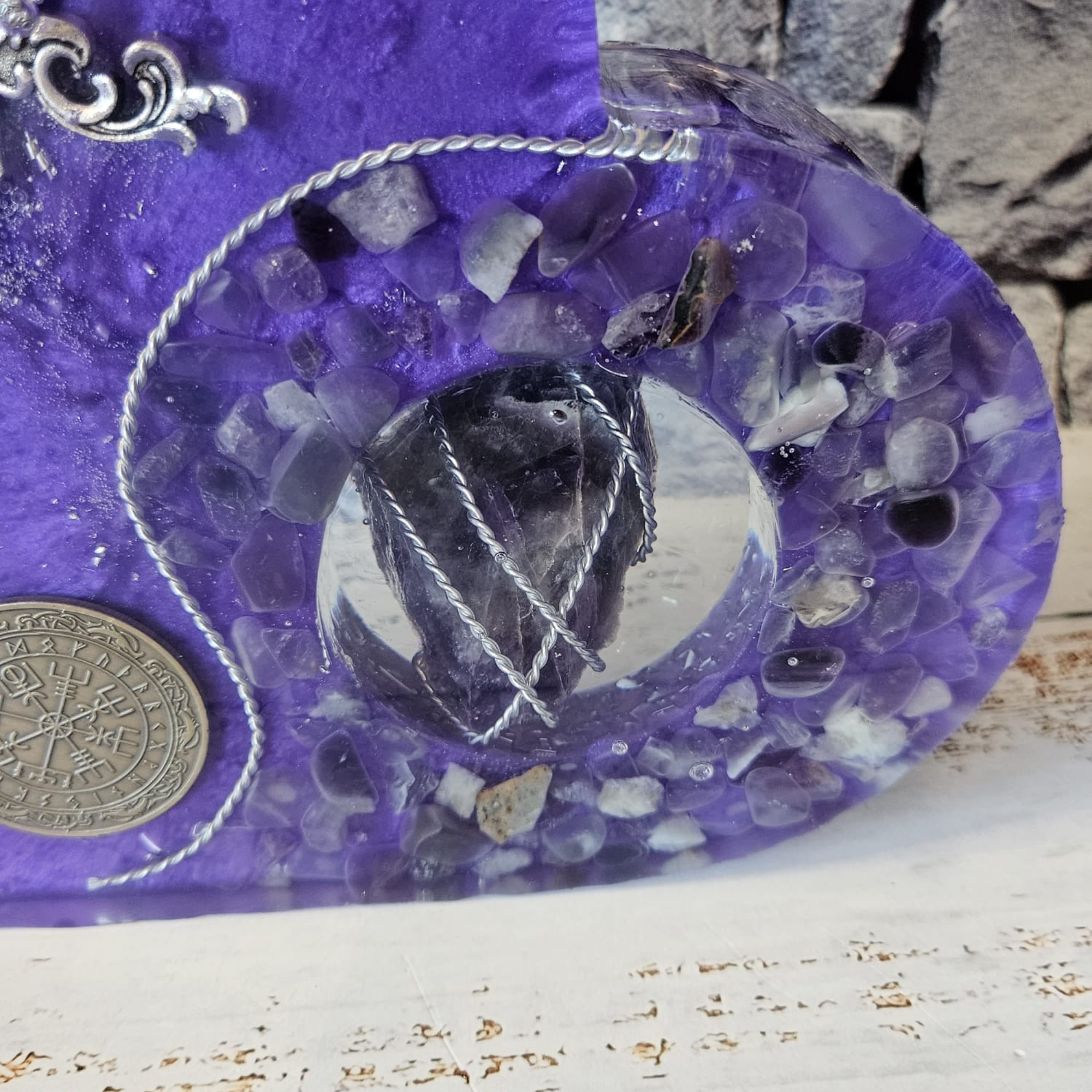 Purple Guardian Heart – Amethyst Orgonite Charging Plate